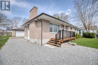 Building Photo - 25 Rice Rd