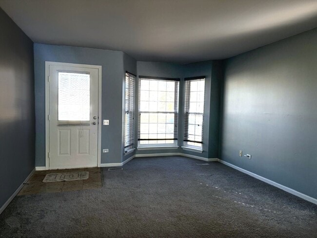 Building Photo - 295 Chrisman Dr