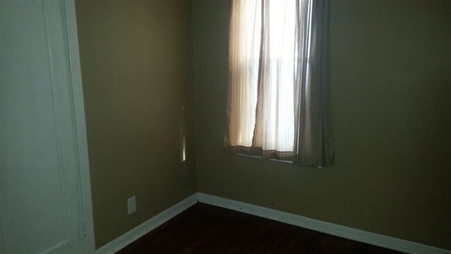Building Photo - 3 br, 1 bath House - 3213 Brandon St