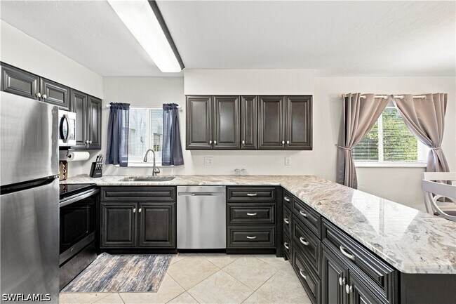 Foto del edificio - 8135 Country Rd