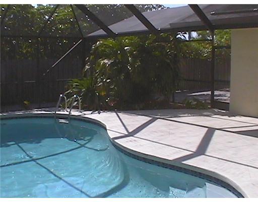 Foto del edificio - 6050 Amberwoods Dr
