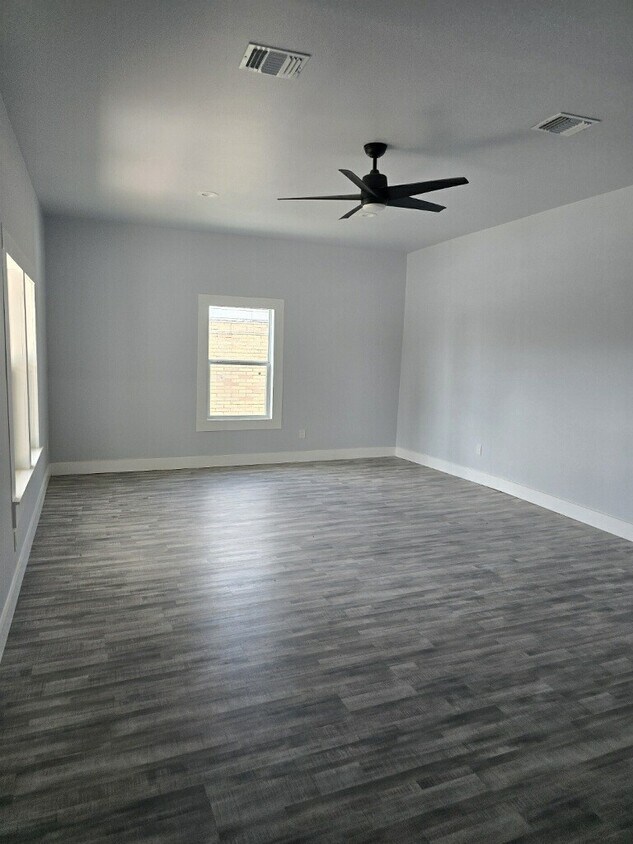 Foto del edificio - 1607 N Pine St