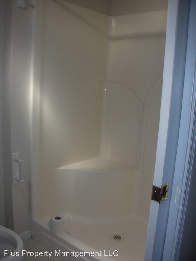 Foto del edificio - 1181 NW Knoxville Blvd