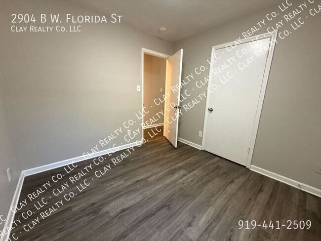 Foto del edificio - 2904 W Florida St