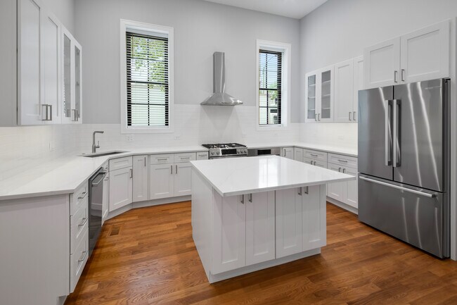 Foto del edificio - 1339 N Noble St