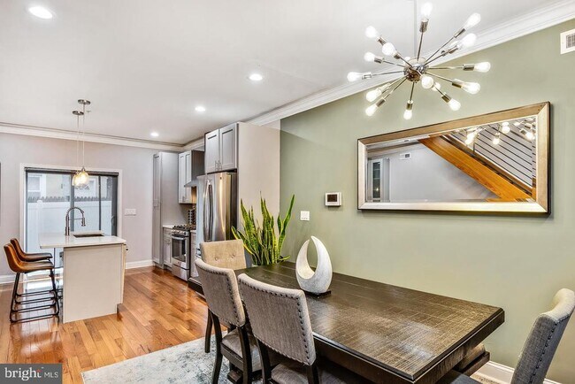 Foto del edificio - 1945 Watkins St