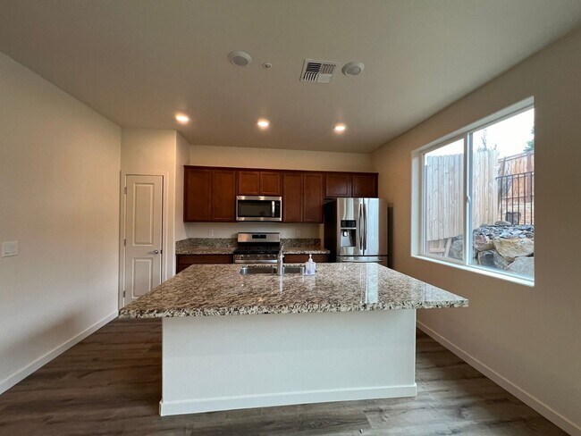 Building Photo - 4724 Black Falcon Way