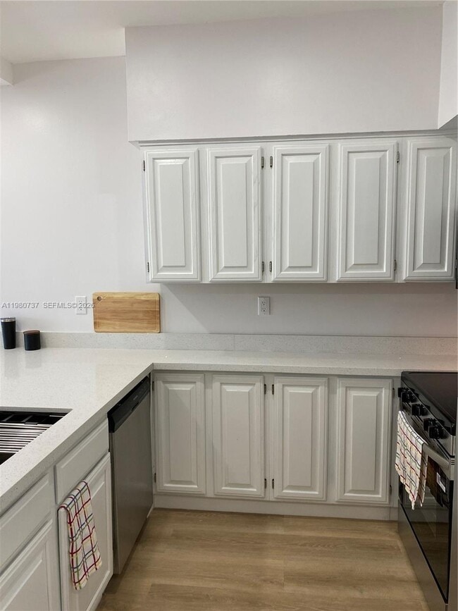 Building Photo - 1280 S Alhambra Cir