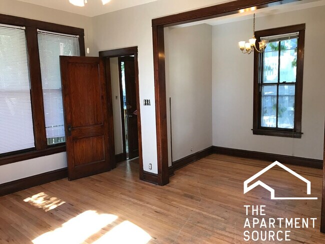 Foto del edificio - 3047 N Clifton Ave