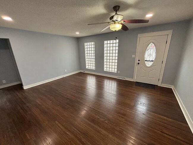 Foto del edificio - 2002 E 17th St N