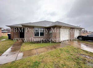 Building Photo - 1510 Drexal Dr