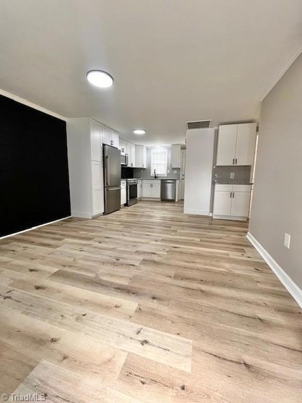 Building Photo - 1308 W Ridge St