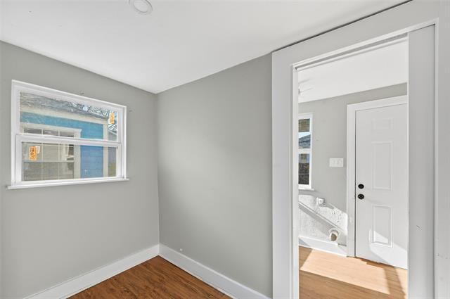 Foto del edificio - 2639 Burger Ave