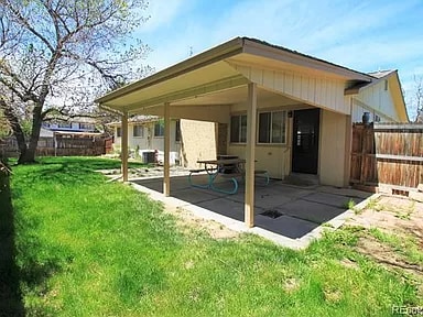 Building Photo - 2046 S Newark Way