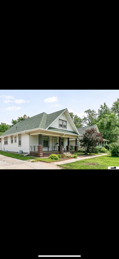 Primary Photo - 516 N 23rd St