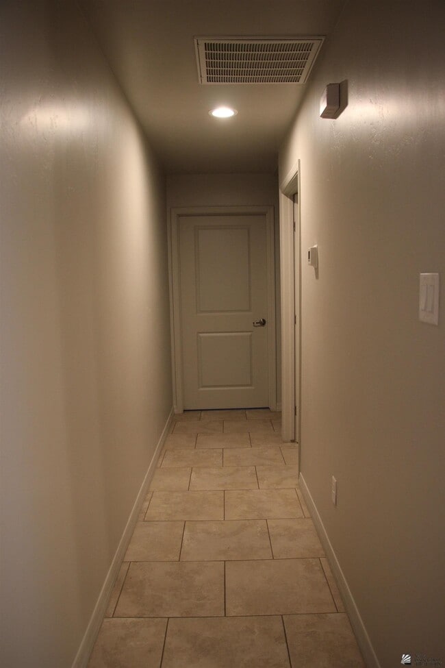 Foto del edificio - 155 W 12th St