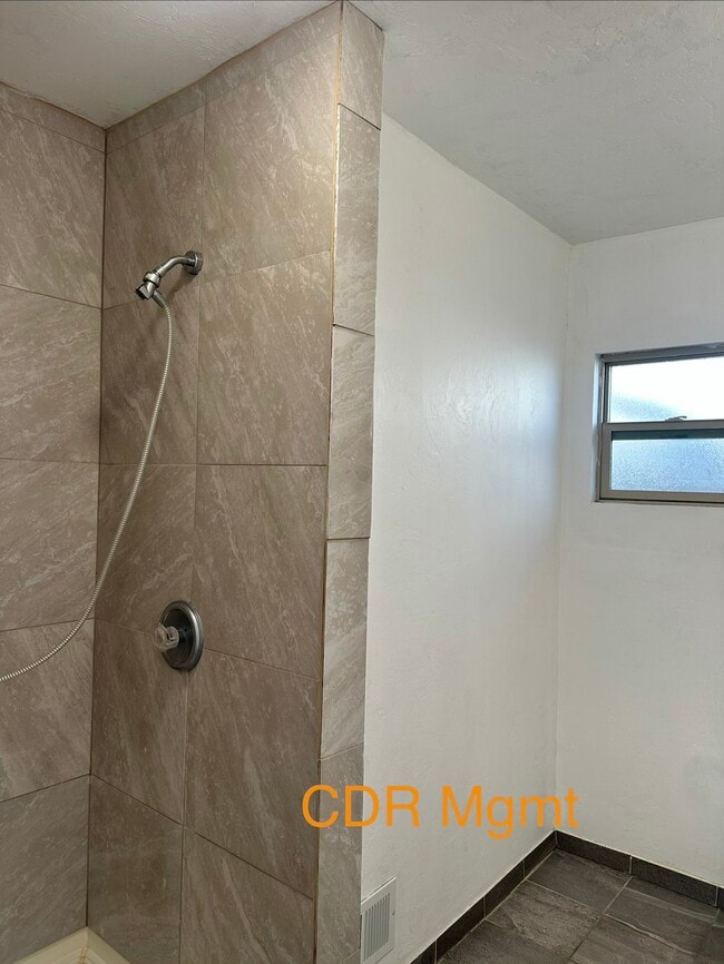 Building Photo - 219 Harrison St