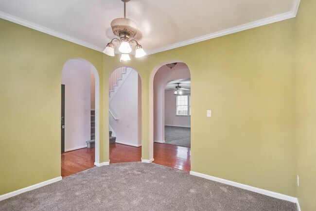 Foto del edificio - 933 Holbrook Dr