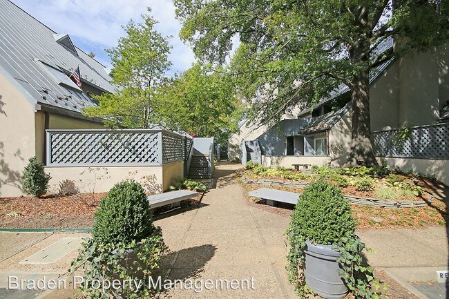 Foto del edificio - 307 2nd St NW