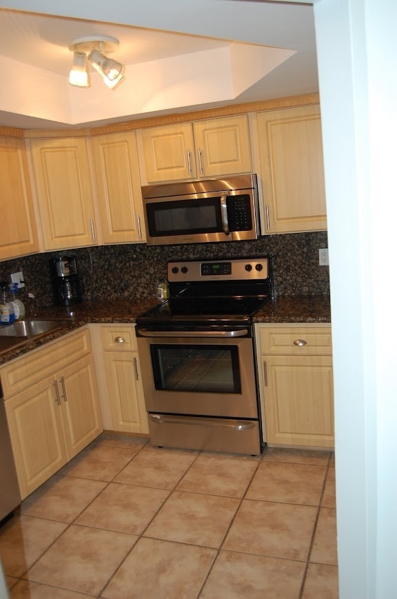 Photo - 4013 N Ocean Dr Apartment