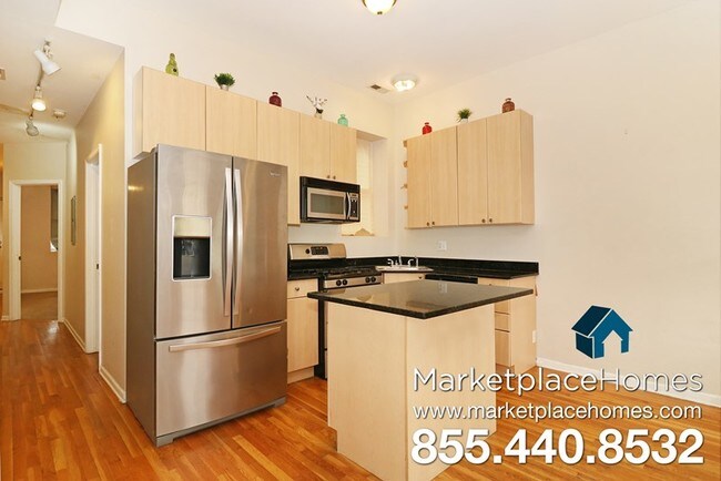 Foto del edificio - 1408 E 73rd St