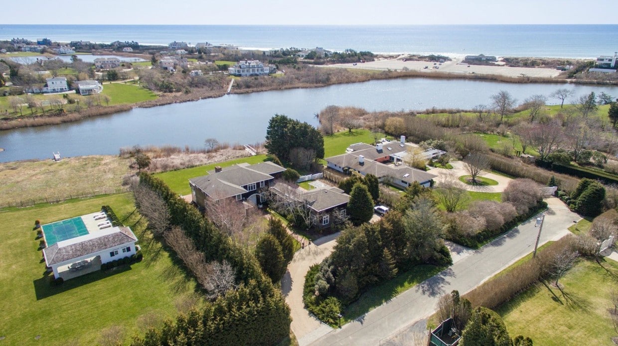Primary Photo - 90 Meadowmere Pl