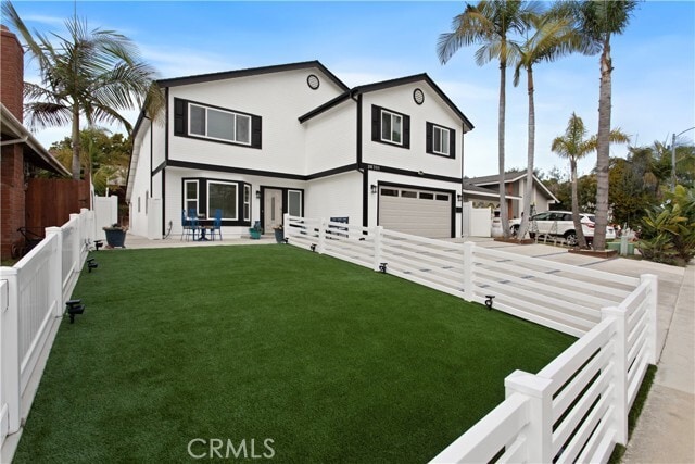 Foto del edificio - 26701 Calle Juanita