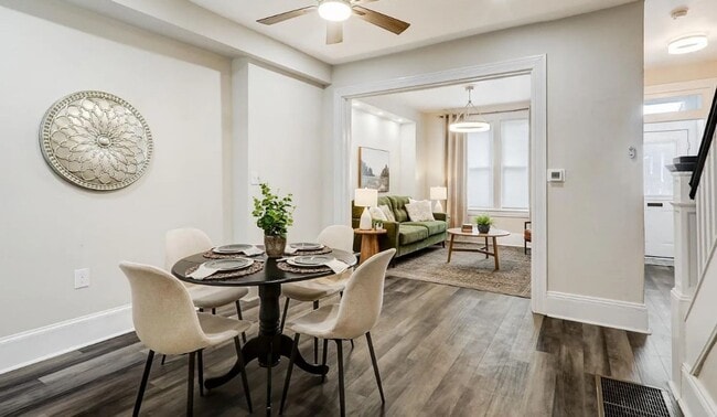 Foto del edificio - Spacious 3-Bedroom 2 Bath Home with Modern Comforts