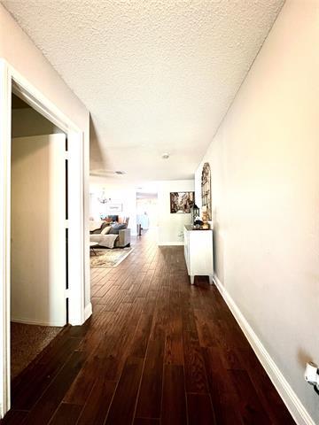 Foto del edificio - 1116 Willow Tree Dr
