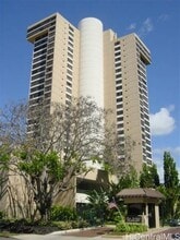 Building Photo - 5333 Likini St