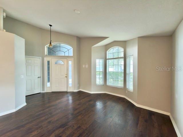 Foto del edificio - 925 Maple Creek Dr