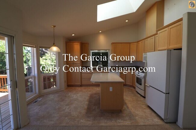 Foto del edificio - 8955 SW Iowa Dr