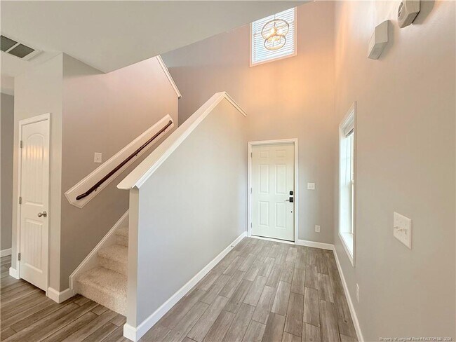 Foto del edificio - 100 Blue Bay Ln