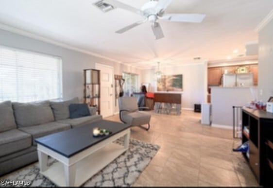 Foto del edificio - 1369 Chesapeake Ave