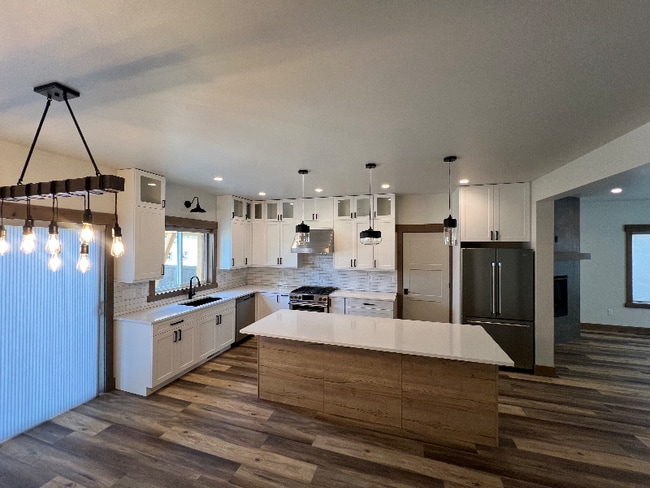 Building Photo - 4559 Alexander St