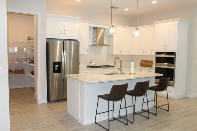 Foto del edificio - 14625 Kingfisher Loop