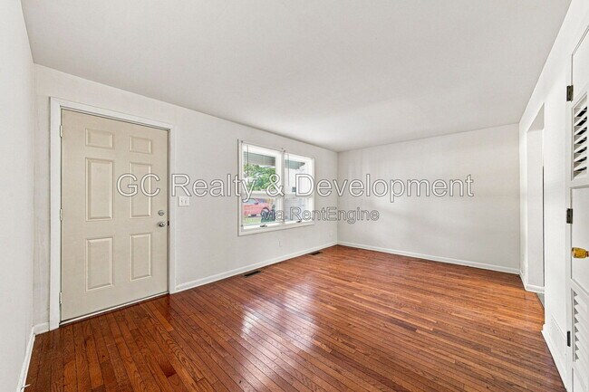 Foto del edificio - 913 3rd St