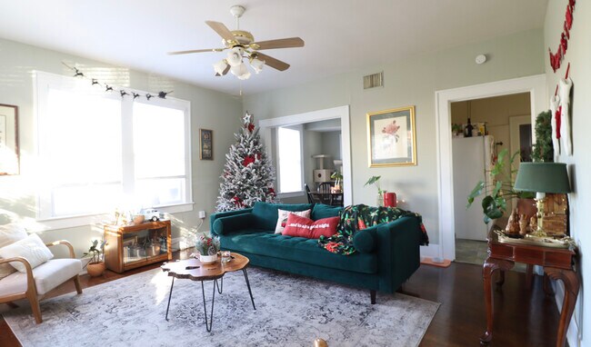 Foto del edificio - 604 W Clay St