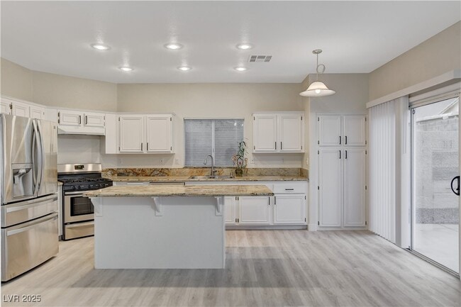 Building Photo - 7938 Angel Tree Ct
