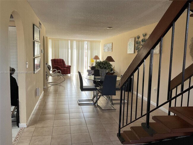 Foto del edificio - 6312 SW 139th Ct