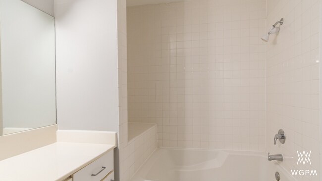 Foto del edificio - Gilbert Terrace Residenence
