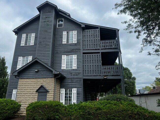 Foto del edificio - 10102 Main St