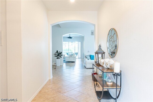 Building Photo - 14059 Mirror Ct