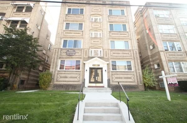Building Photo - 2907 Voelkel Ave