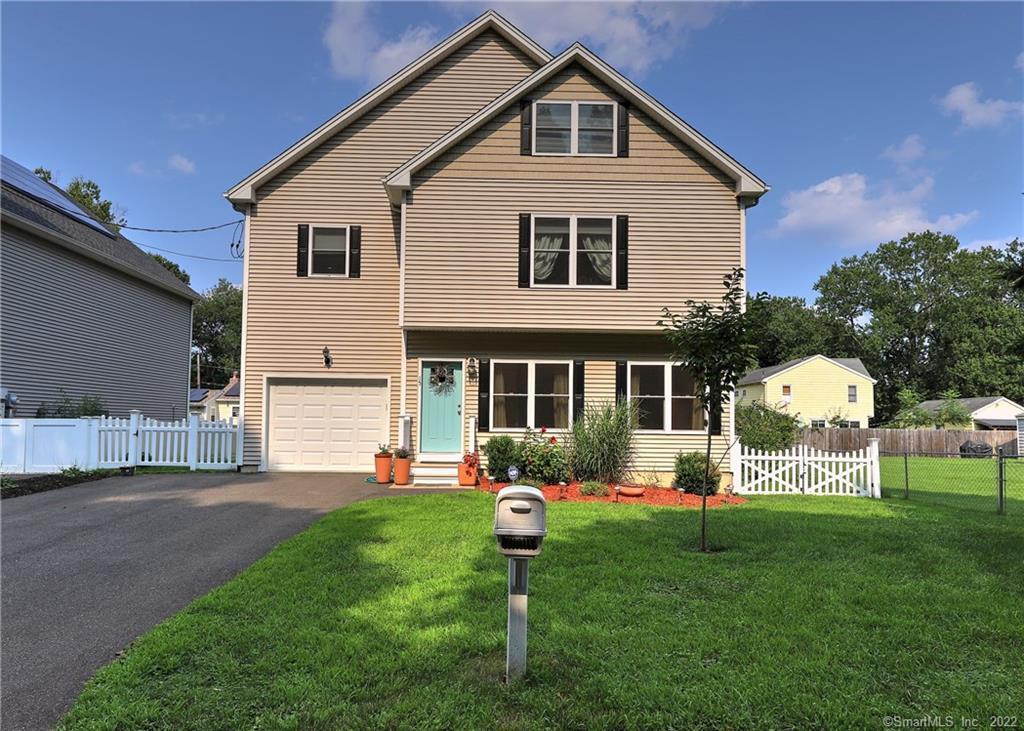 Primary Photo - 15 2nd Avenue Ext