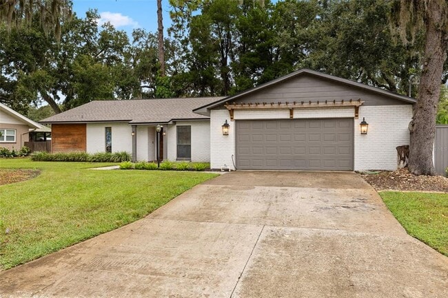 Building Photo - 16208 Armistead Ln