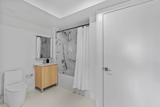 Building Photo - 95 S Broadway