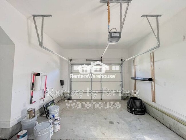 Building Photo - 105 Bedford Pl