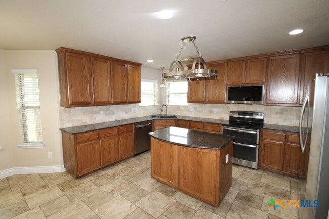 Foto del edificio - 1128 Pheasant Cir