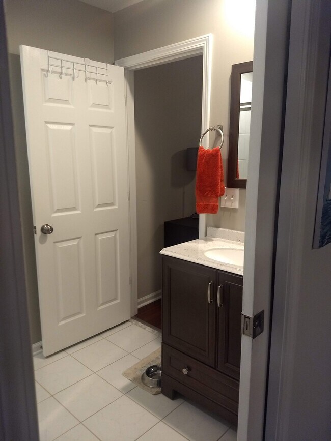 Foto del edificio - 4842 Habersham Ln
